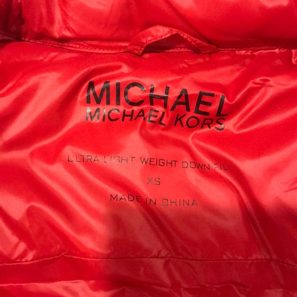 NWT Michael Kors Ultra light weight puffer - Picture 6 of 7